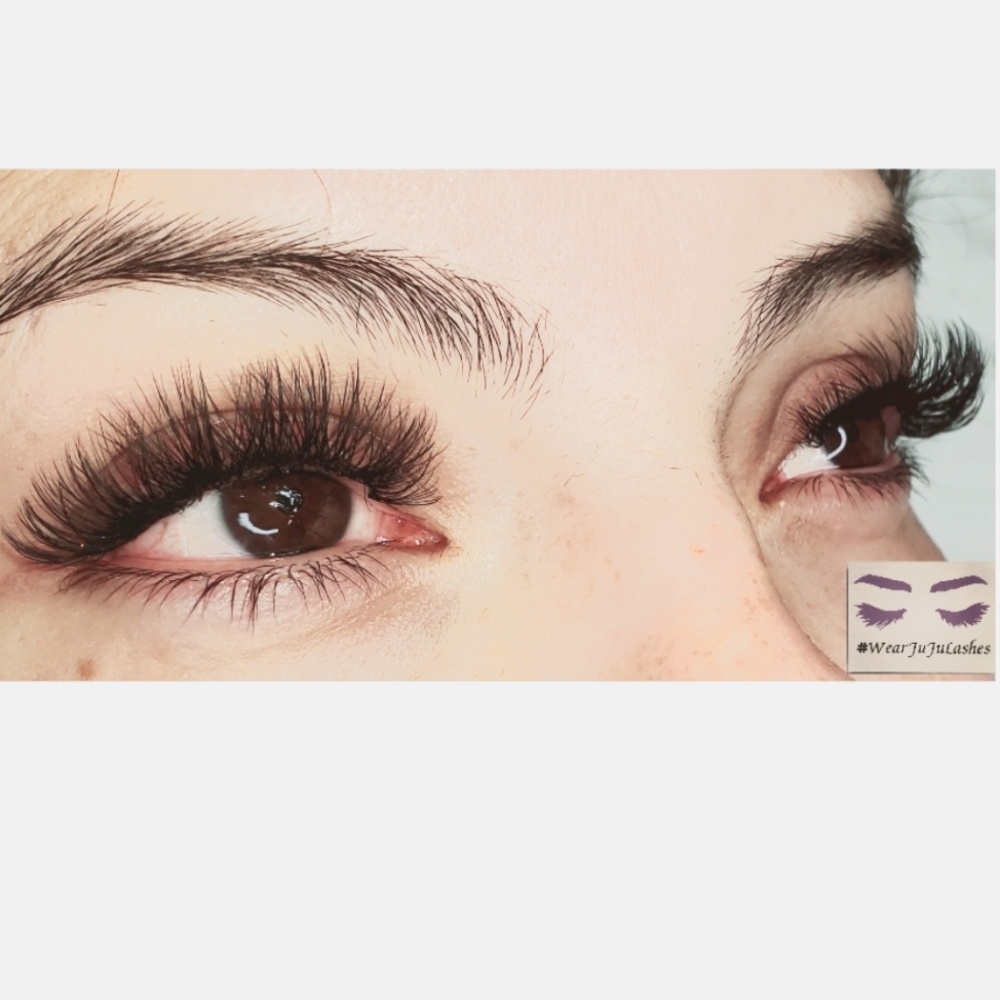 Individual lashes